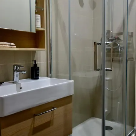 Charming For 4 People 1 Baby In The Heart Of Apartment *