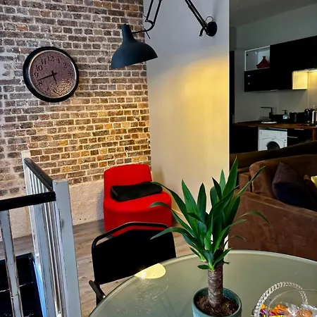 Charming For 4 People 1 Baby In The Heart Of Apartment Paris