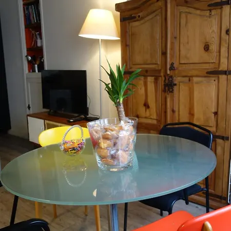 Apartment Charming For 4 People 1 Baby In The Heart Of *
