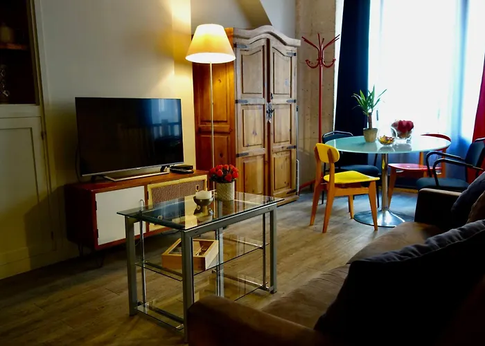 Charming For 4 People 1 Baby In The Heart Of Párizs